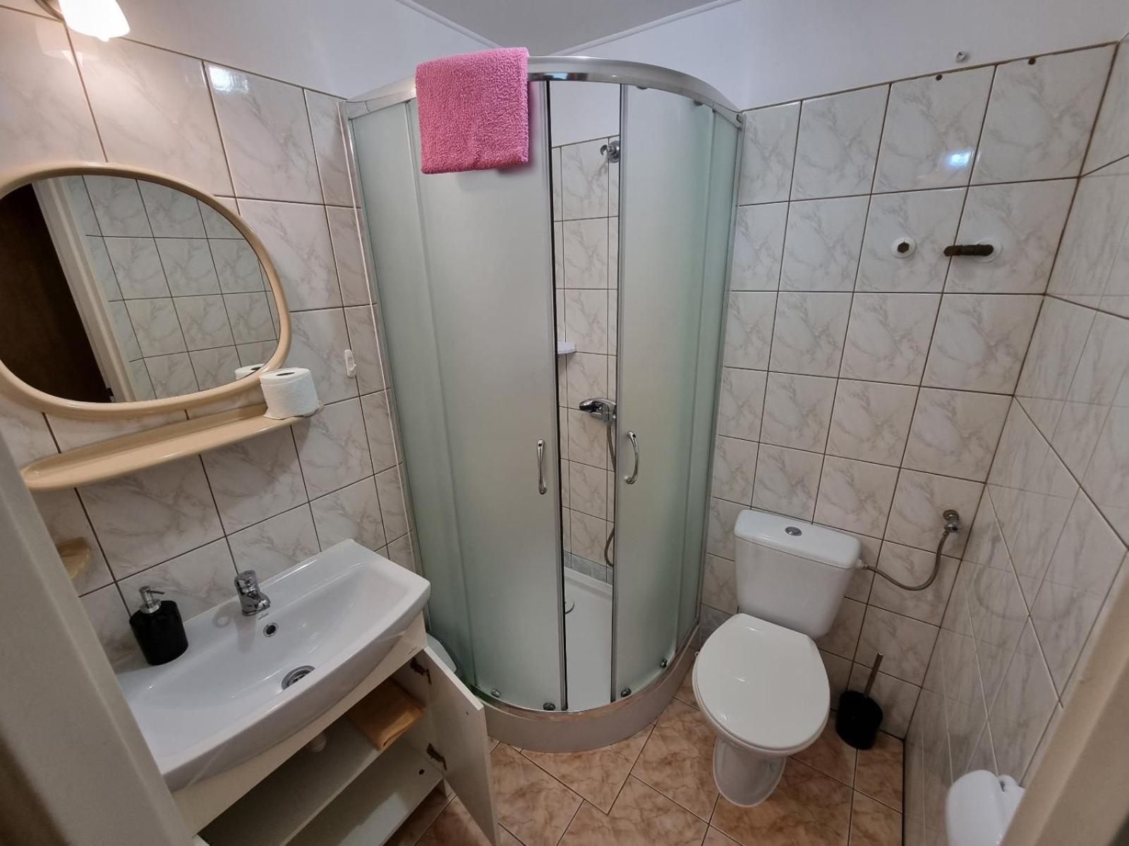 Domek Pod Klonem Agroturystyka Białowieża エクステリア 写真