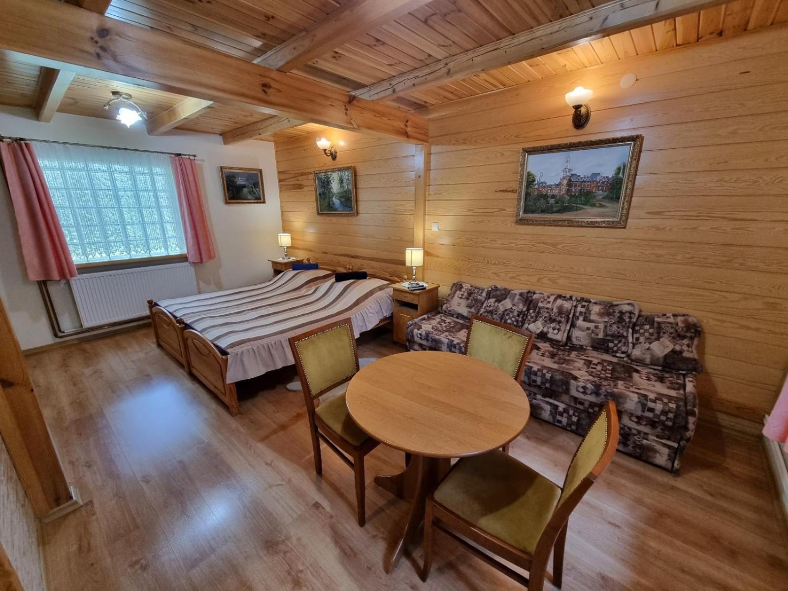 Domek Pod Klonem Agroturystyka Białowieża エクステリア 写真